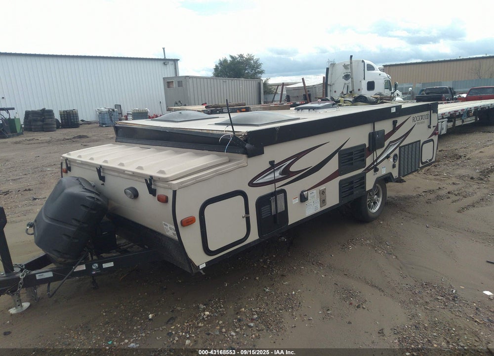 2014 FEATHERLITE MFG INC --- VIN: 4FGB22025EC133255