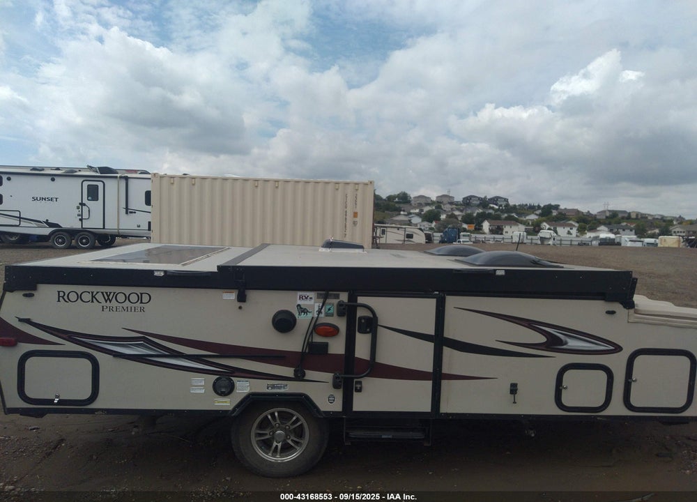2014 FEATHERLITE MFG INC --- VIN: 4FGB22025EC133255
