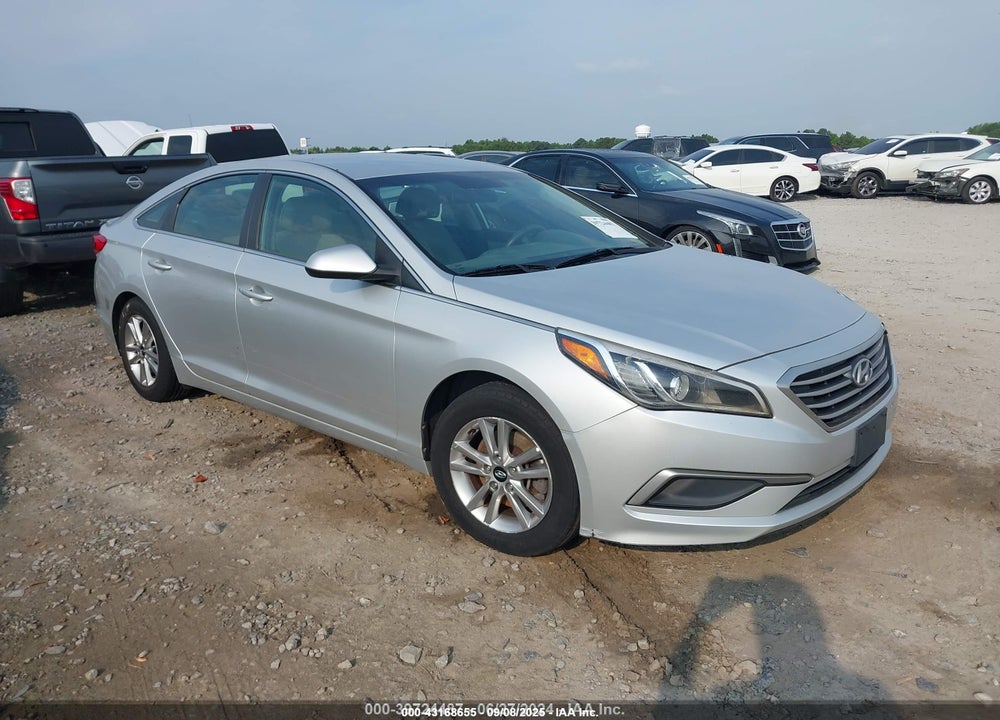 2016 HYUNDAI SONATA VIN: 5NPE24AF1GH400012