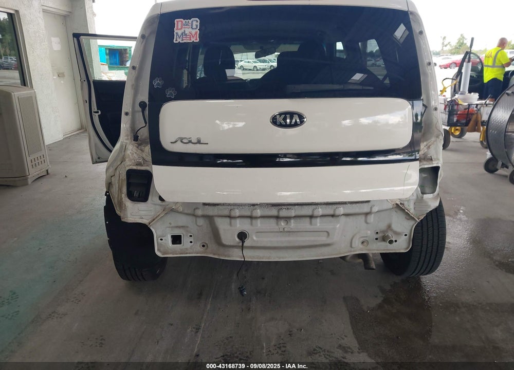 2015 KIA SOUL VIN: KNDJN2A22F7160074