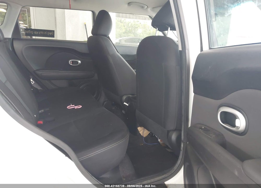 2015 KIA SOUL VIN: KNDJN2A22F7160074