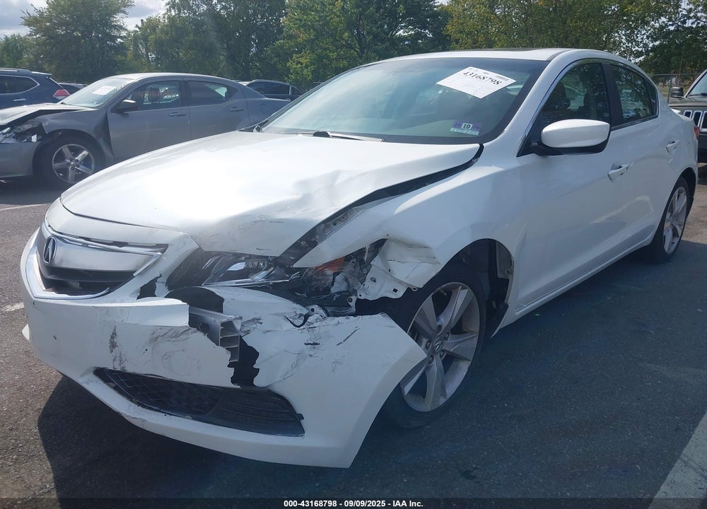 2015 ACURA ILX 2.0L VIN: 19VDE1F31FE005369