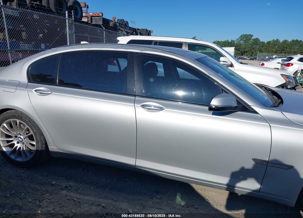 2013 BMW 740LI VIN: WBAYE4C5XDD137025