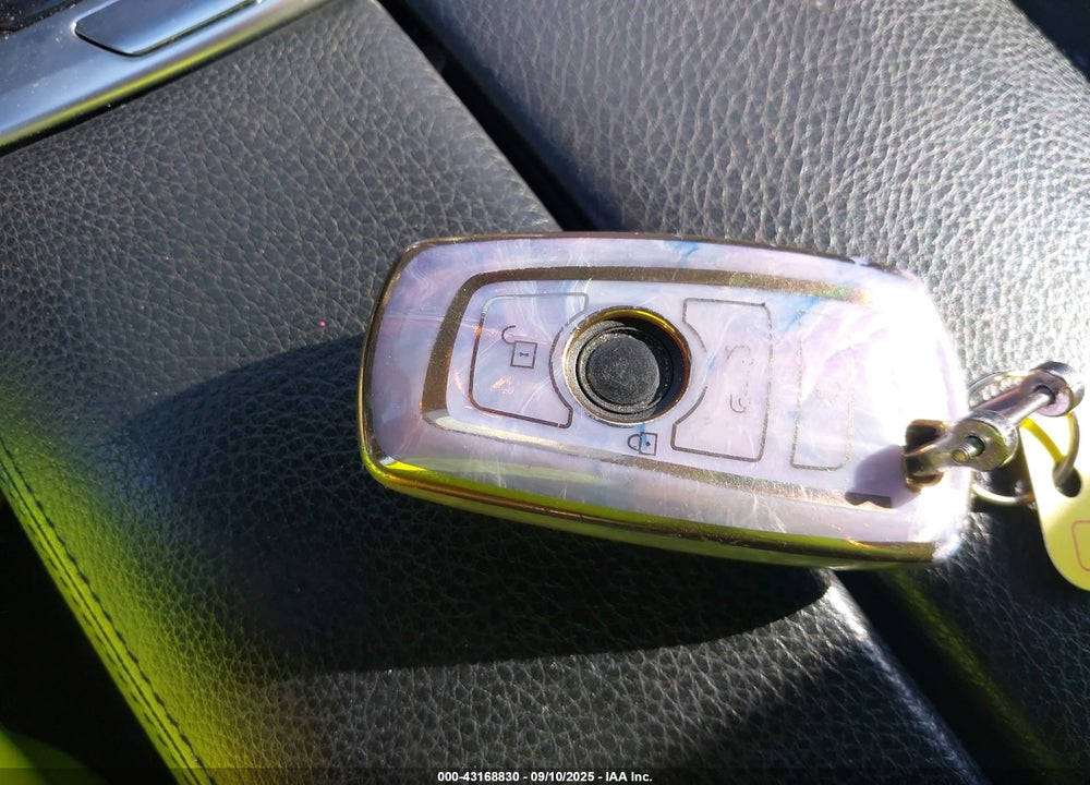 2013 BMW 740LI VIN: WBAYE4C5XDD137025