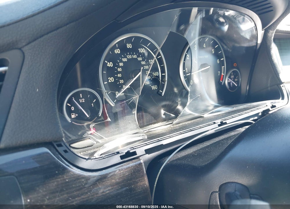 2013 BMW 740LI VIN: WBAYE4C5XDD137025