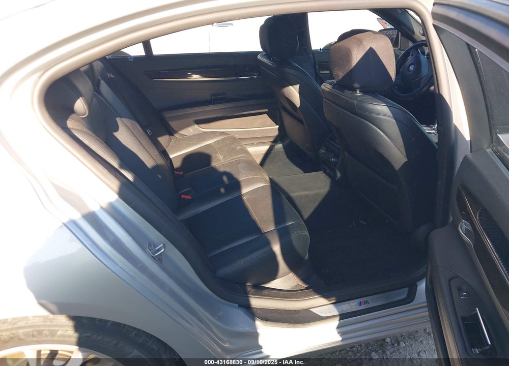 2013 BMW 740LI VIN: WBAYE4C5XDD137025