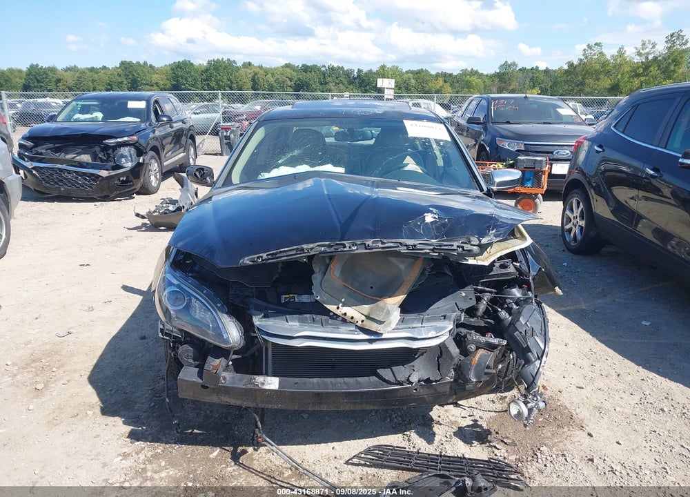 2014 CHRYSLER 200 VIN: 1C3CCBCG5EN134882