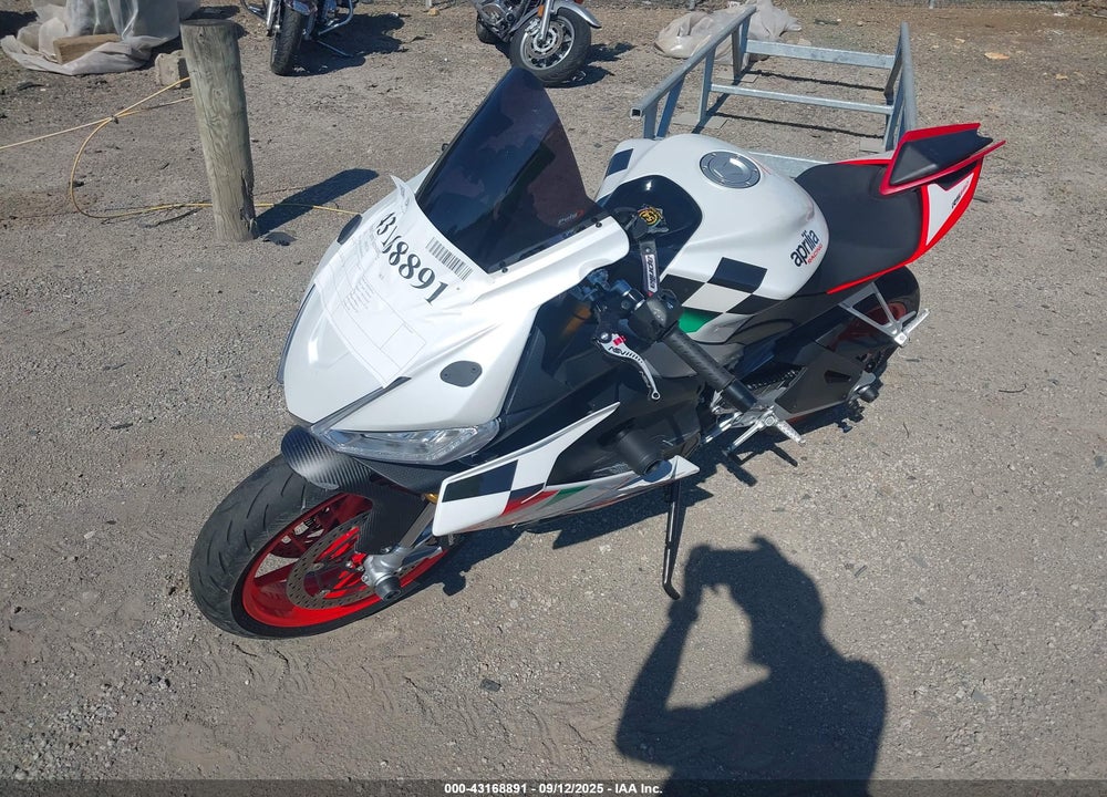 2024 APRILIA RS 660 EXTREMA VIN: ZD4KSUR06RS000362