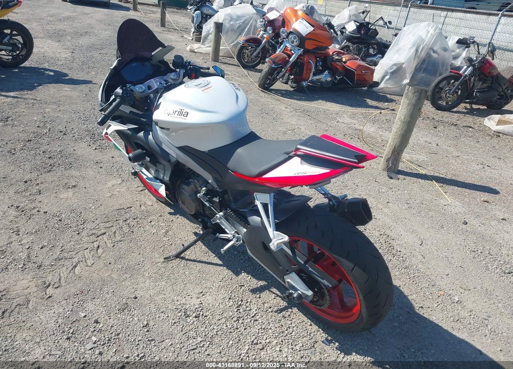 2024 APRILIA RS 660 EXTREMA VIN: ZD4KSUR06RS000362