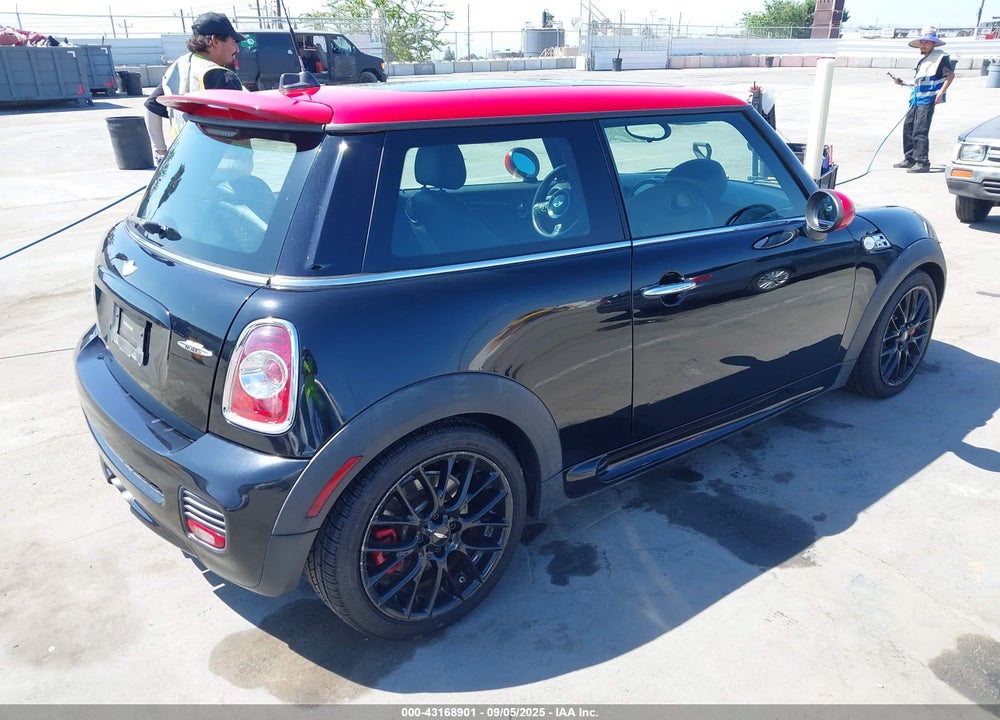 2013 MINI HARDTOP VIN: WMWSU9C55DT379538