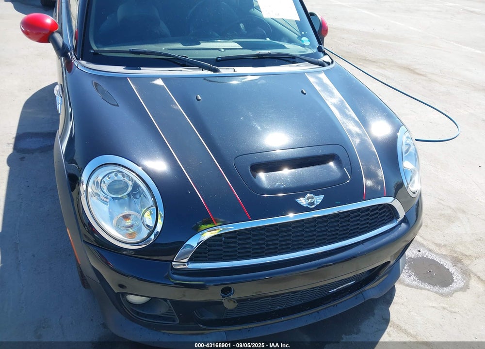 2013 MINI HARDTOP VIN: WMWSU9C55DT379538