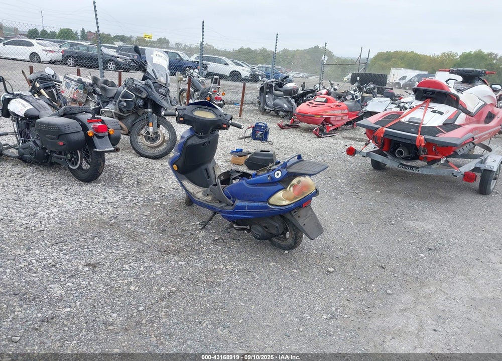 2006 ZHEJIANG ROMA 150 SCOOTER VIN: LD6TCJ1336LWF0221