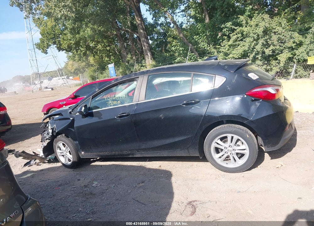 2018 CHEVROLET CRUZE VIN: 3G1BE6SM4JS653012