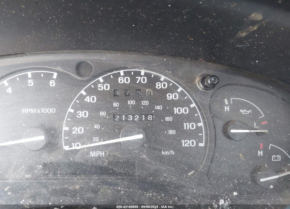 1998 MAZDA B2500 SE VIN: 4F4YR16C4WTM33951