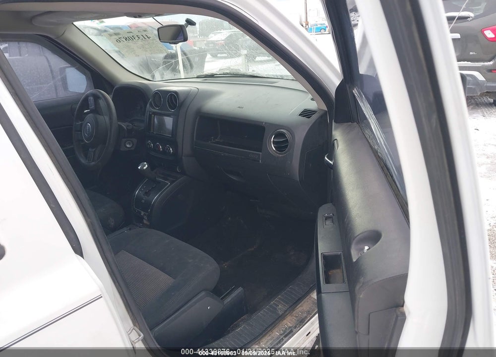 2014 JEEP PATRIOT SPORT VIN: 1C4NJPBB0ED848793