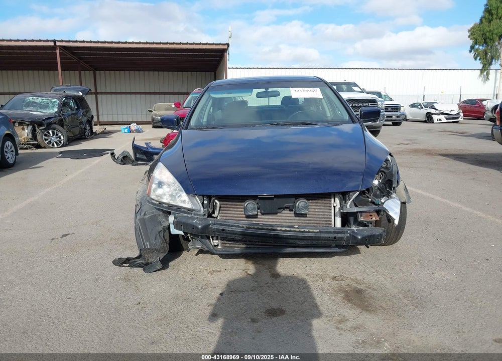 2007 HONDA ACCORD 2.4 SE VIN: JHMCM56337C013106