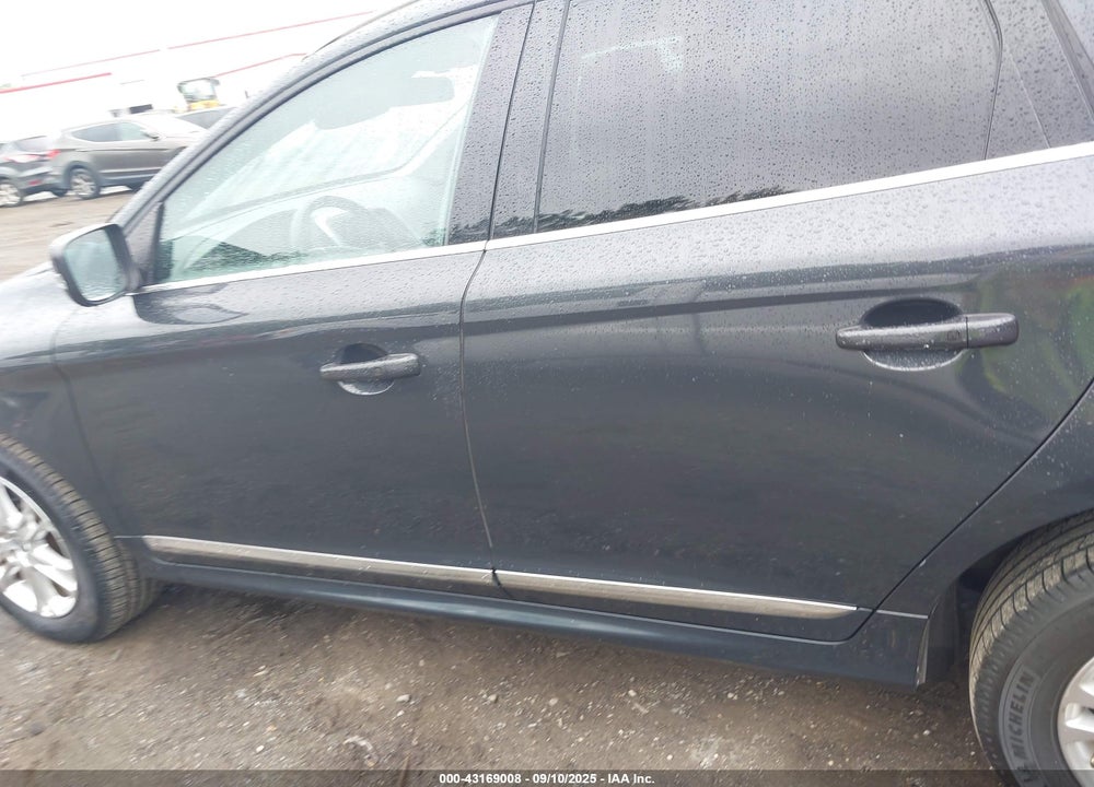 2014 VOLVO XC60 VIN: YV4940DZ4E2509957