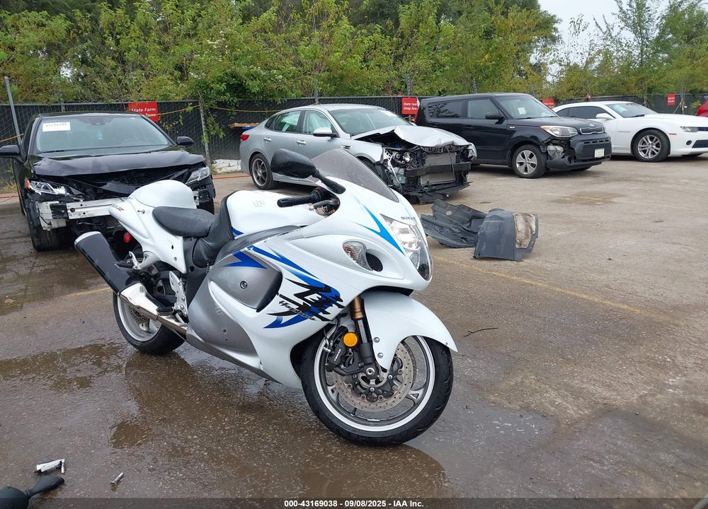 2009 SUZUKI GSX1300 R VIN: JS1GX72A292101822