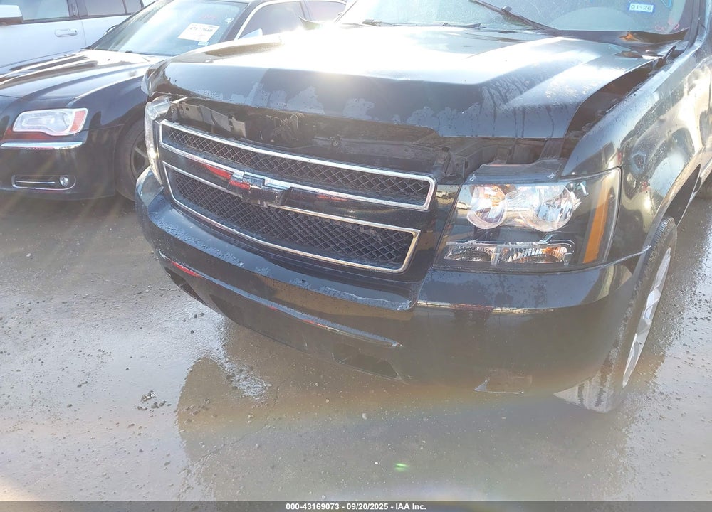 2007 CHEVROLET TAHOE LTZ VIN: 1GNFC13027R276728