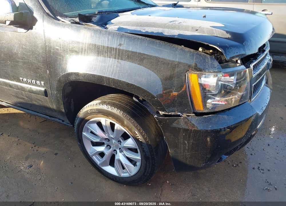 2007 CHEVROLET TAHOE LTZ VIN: 1GNFC13027R276728
