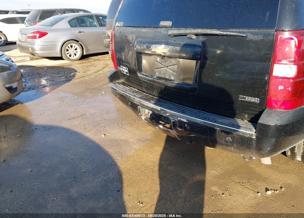2007 CHEVROLET TAHOE LTZ VIN: 1GNFC13027R276728