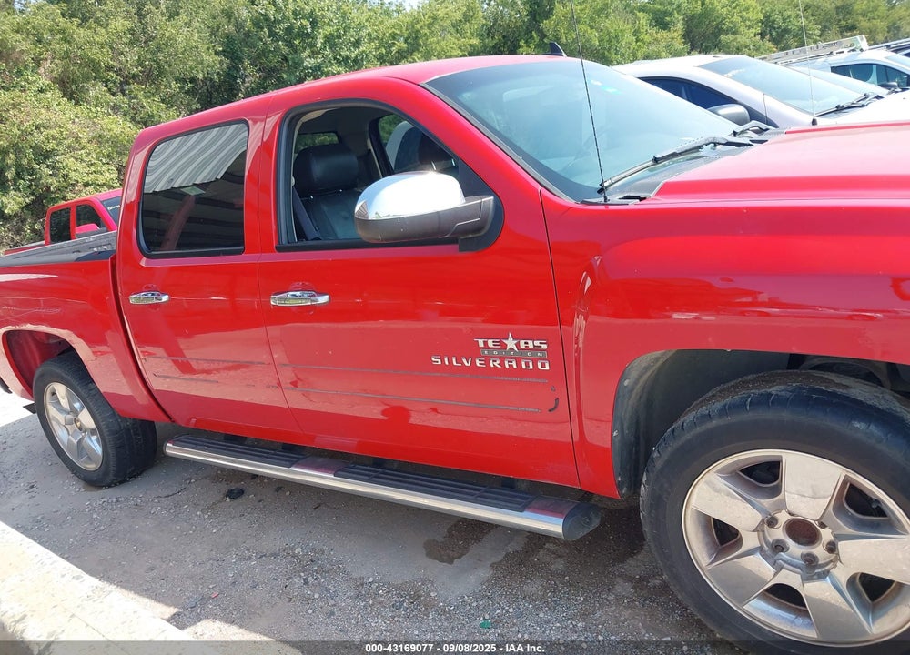 2011 CHEVROLET SILVERADO 1500 LT VIN: 3GCPCSE07BG201550