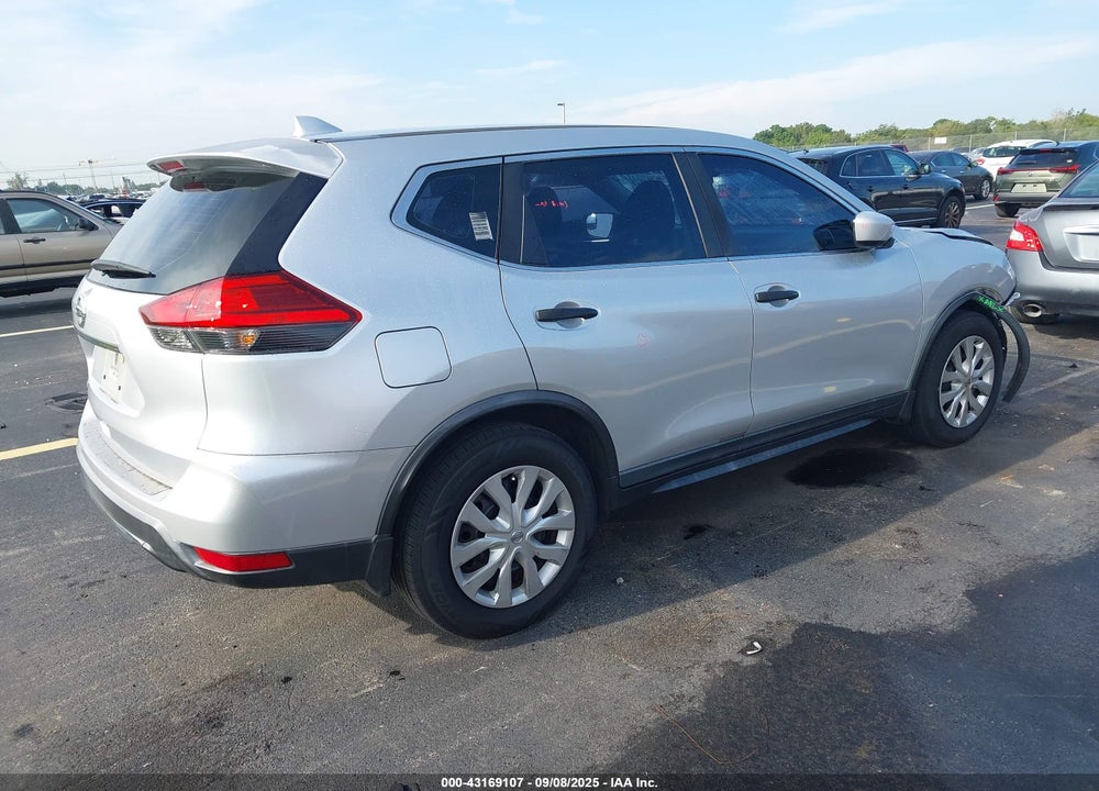 2017 NISSAN ROGUE S VIN: KNMAT2MT6HP555825