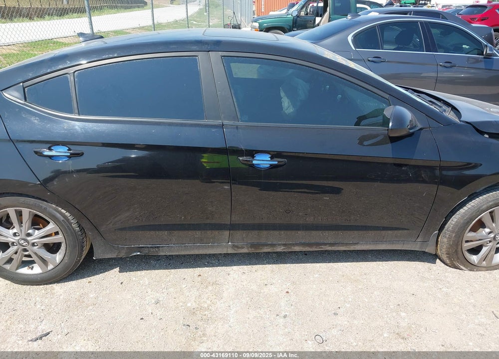 2018 HYUNDAI ELANTRA VIN: KMHD84LF1JU475602