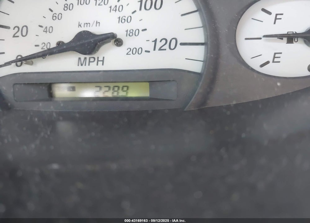 2002 TOYOTA ECHO VIN: JTDBT123420247005