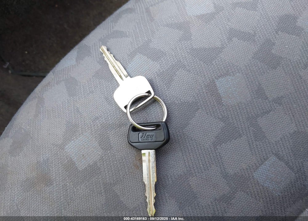 2002 TOYOTA ECHO VIN: JTDBT123420247005
