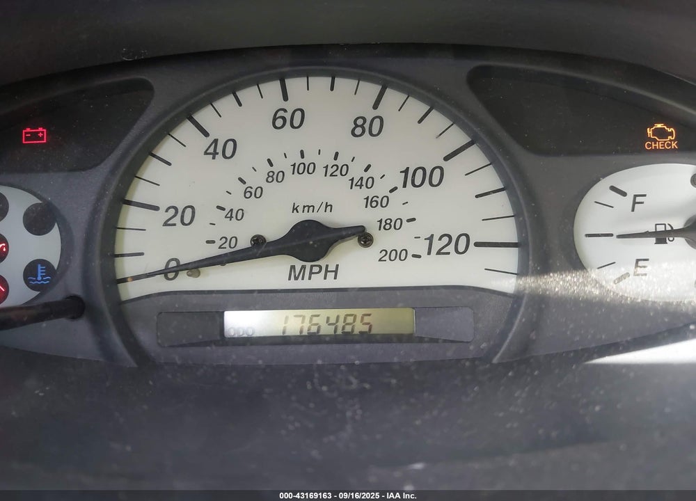 2002 TOYOTA ECHO VIN: JTDBT123420247005