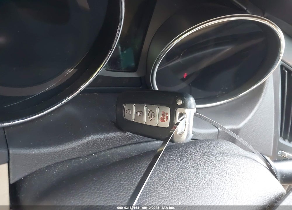 2013 HYUNDAI SONATA HYBRID VIN: KMHEC4A47DA067874
