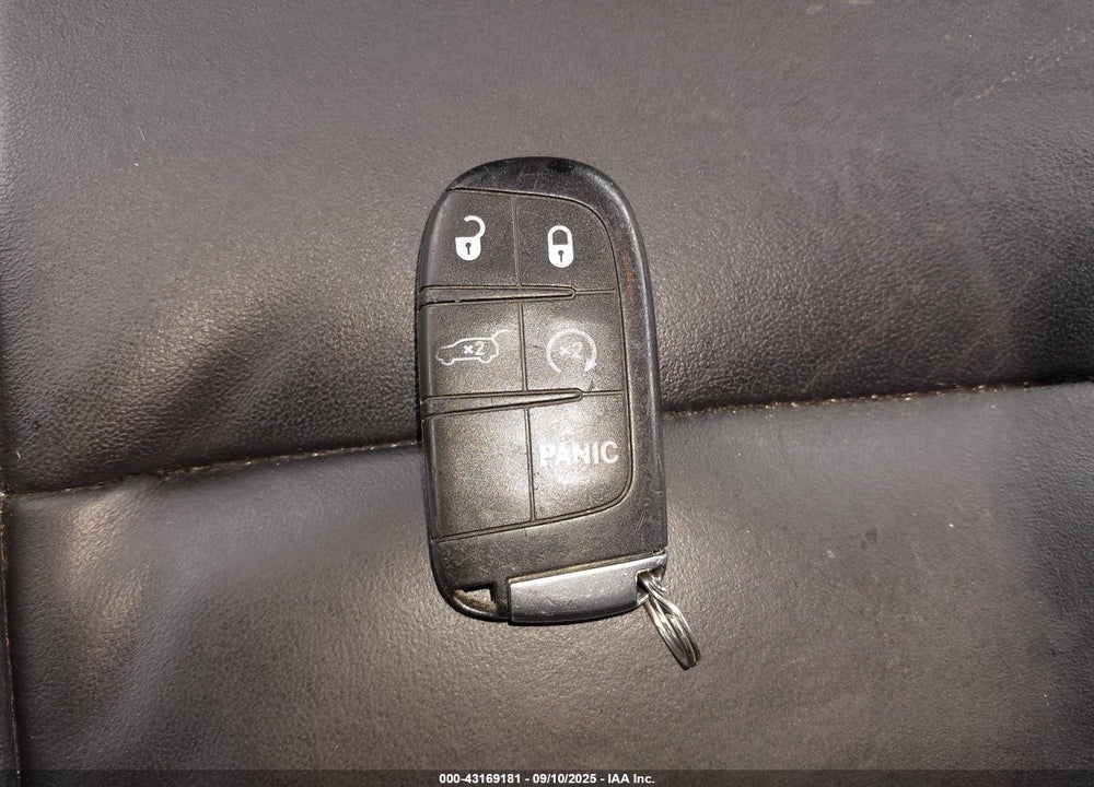 2018 JEEP GRAND CHEROKEE VIN: 1C4RJFBG3JC265139