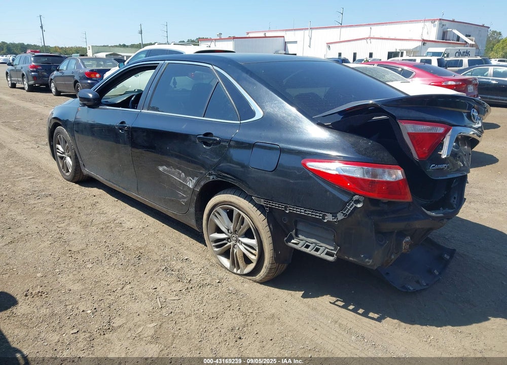 2016 TOYOTA CAMRY SE VIN: 4T1BF1FK8GU140284