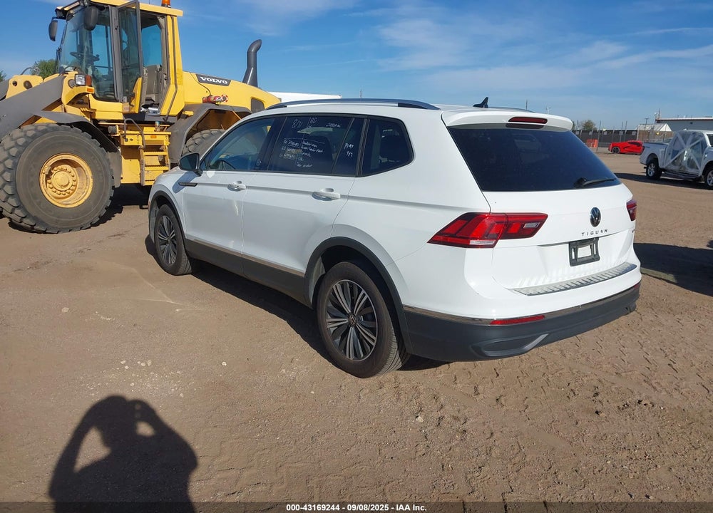 2024 VOLKSWAGEN TIGUAN VIN: 3VV5B7AX6RM209985