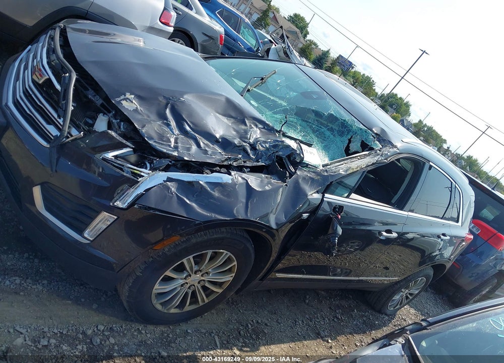 2017 CADILLAC XT5 VIN: 1GYKNDRS4HZ177917