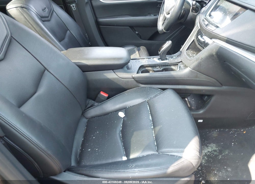2017 CADILLAC XT5 VIN: 1GYKNDRS4HZ177917