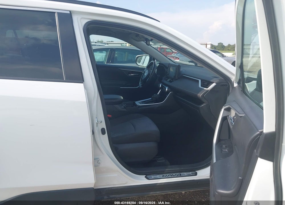 2021 TOYOTA RAV4 VIN: 2T3W1RFV1MW108966