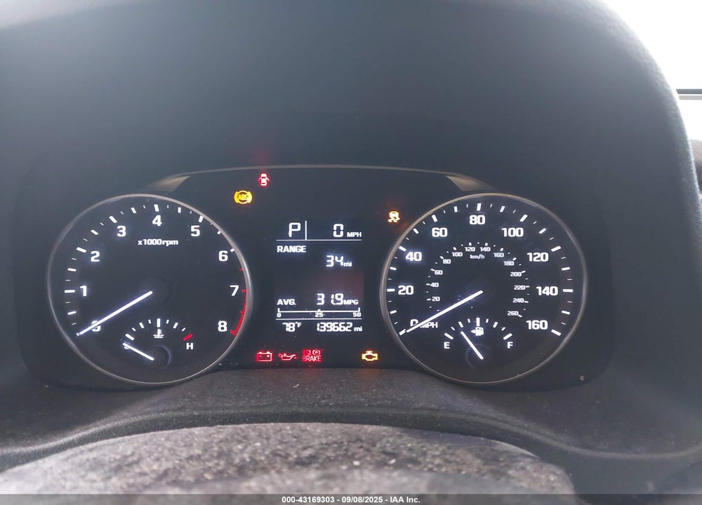 2017 HYUNDAI ELANTRA VIN: 5NPD74LF1HH065197