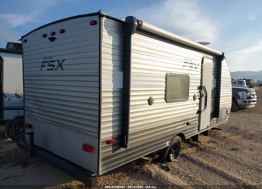 2019 FOREST RIVER FXS SALEM VIN: 4X4TSMU17KY002943