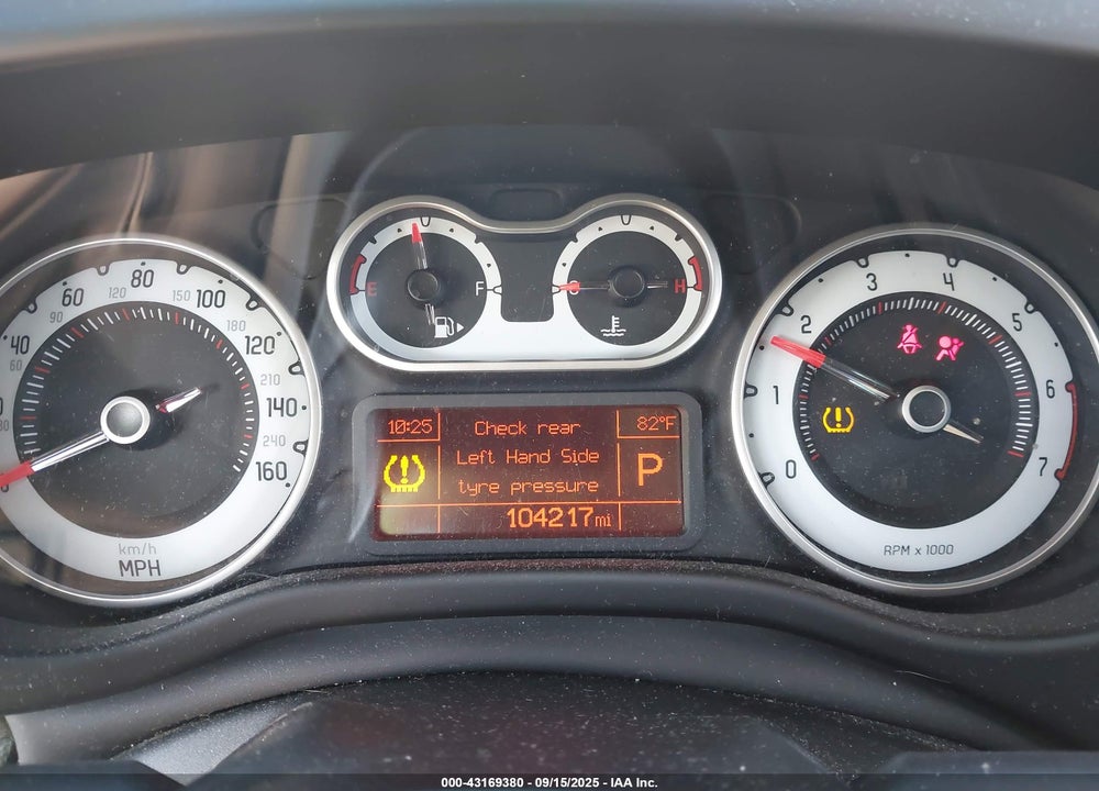 2014 FIAT 500L TREKKING VIN: ZFBCFADH1EZ019213