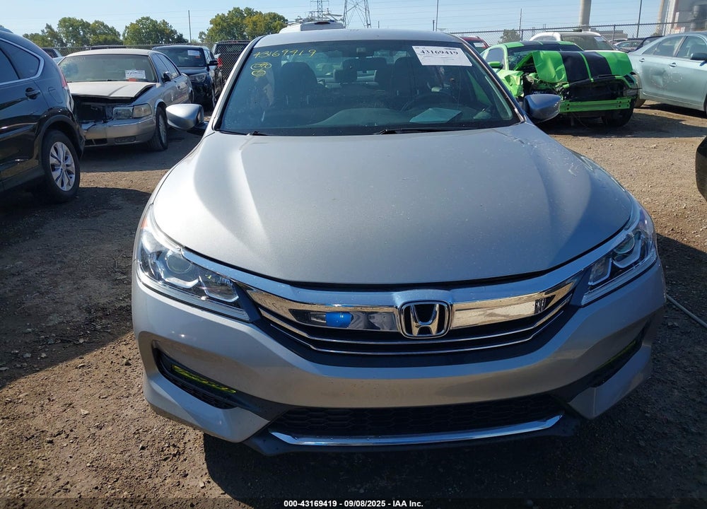 2016 HONDA ACCORD VIN: 1HGCR2F56GA165686