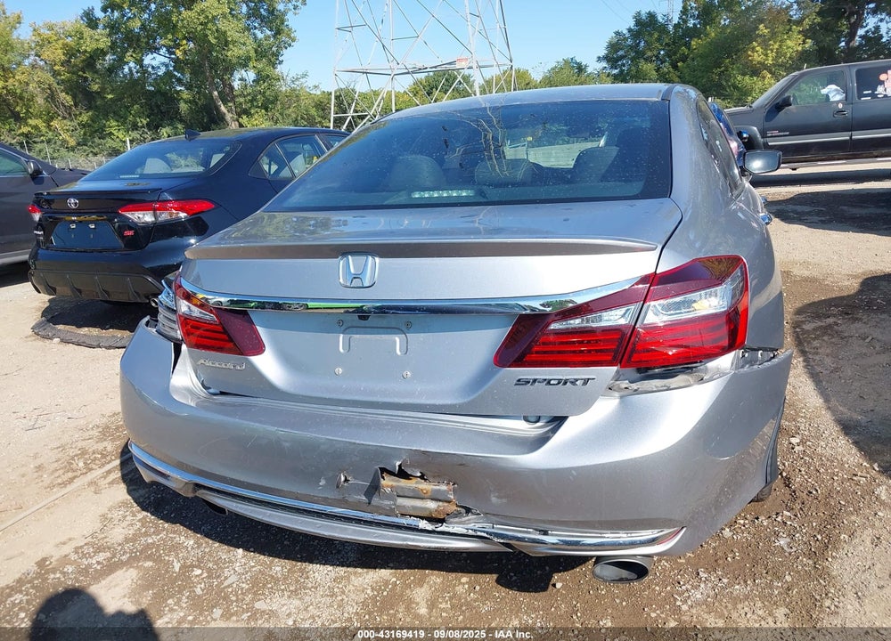 2016 HONDA ACCORD VIN: 1HGCR2F56GA165686