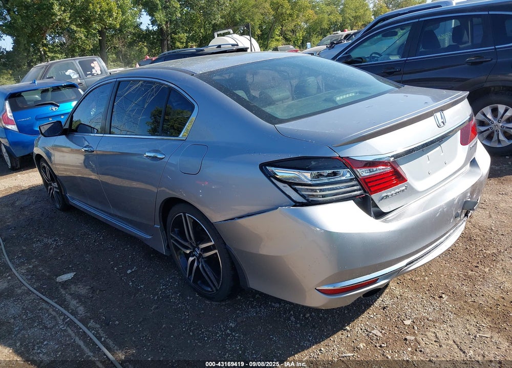 2016 HONDA ACCORD VIN: 1HGCR2F56GA165686