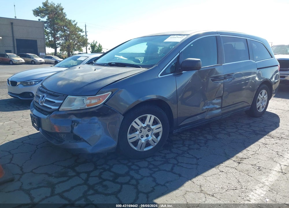 2011 HONDA ODYSSEY LX VIN: 5FNRL5H20BB006872