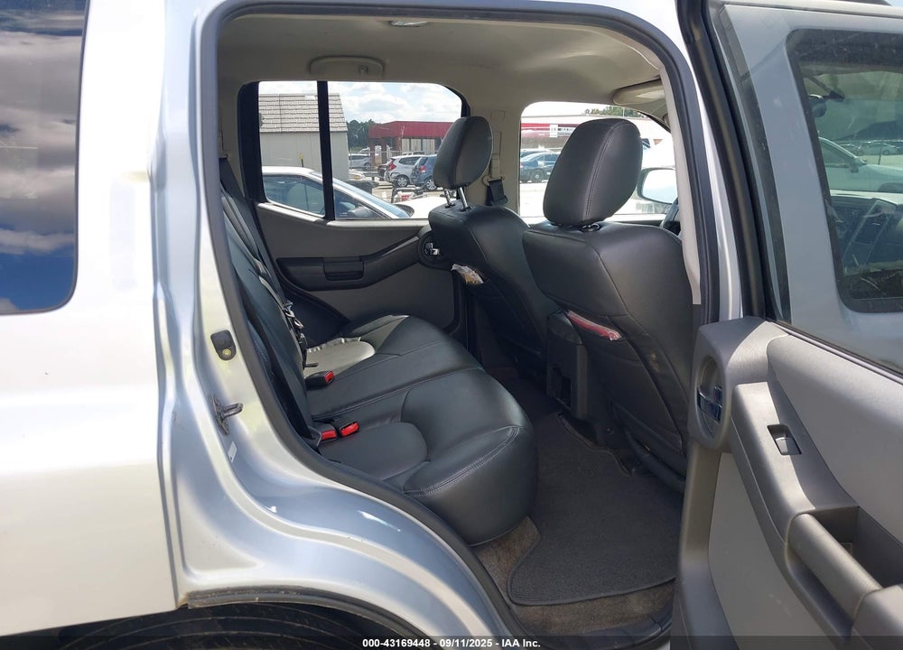 2011 NISSAN XTERRA S VIN: 5N1AN0NU2BC517220