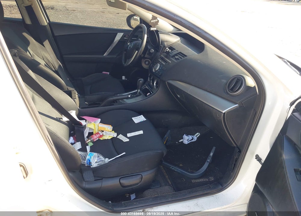 2010 MAZDA 3 VIN: JM1BL1H50A1305645