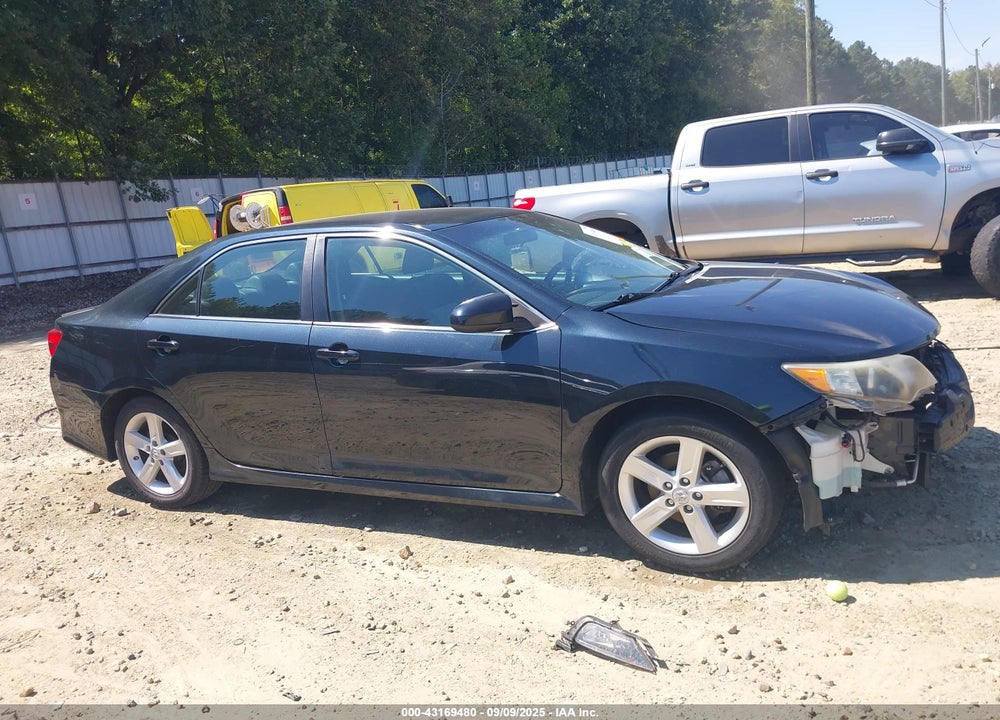 2014 TOYOTA CAMRY SE VIN: 4T1BF1FKXEU325157