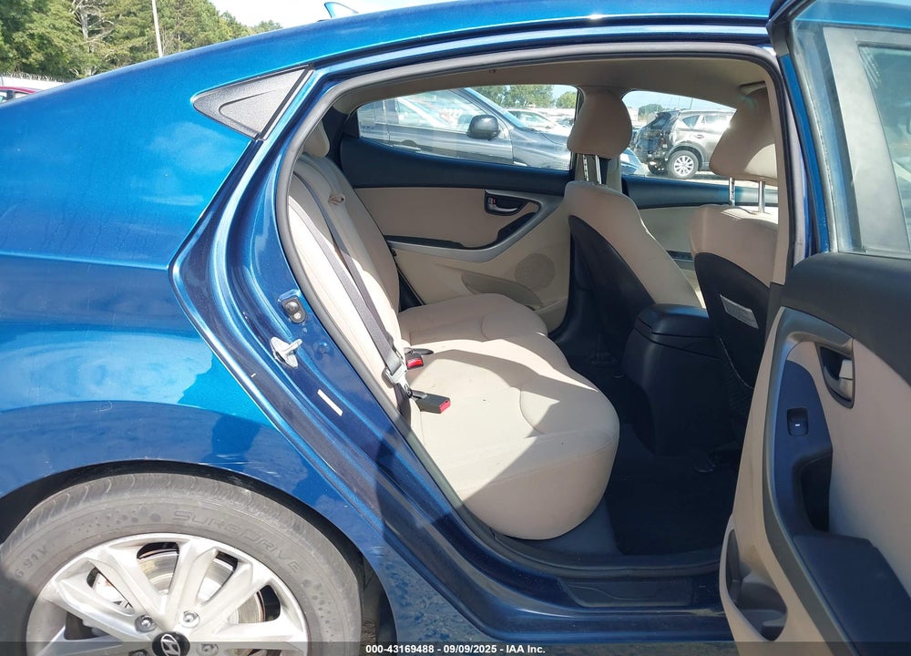 2015 HYUNDAI ELANTRA SE VIN: KMHDH4AEXFU221758