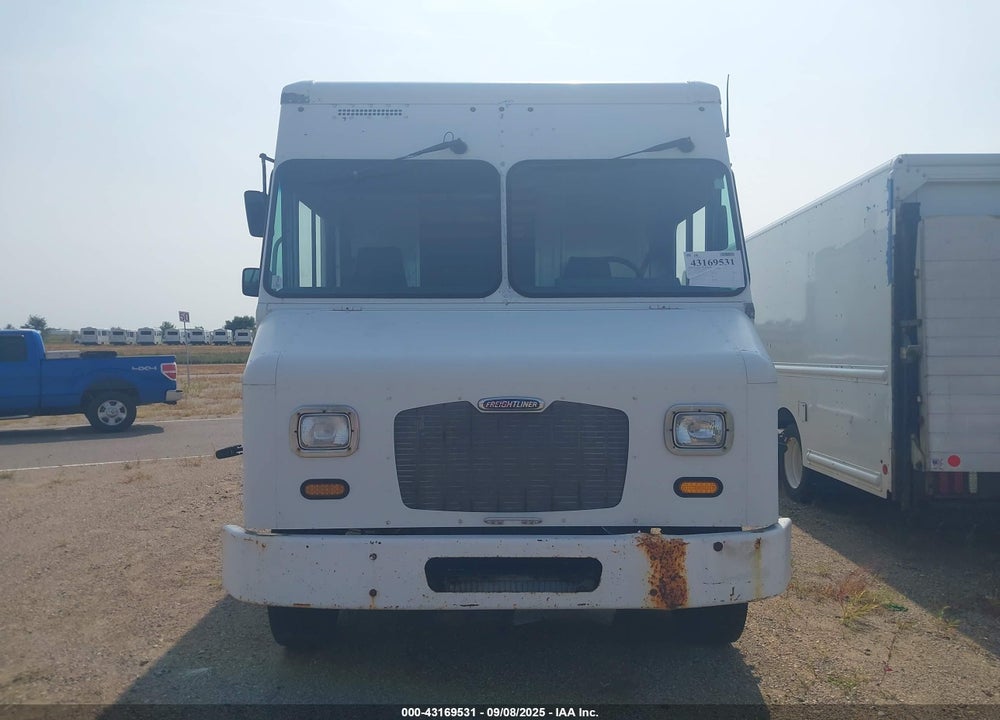 2012 FREIGHTLINER CHASSIS M LINE WALK-IN VAN VIN: 4UZAC3DV7CCBT7182